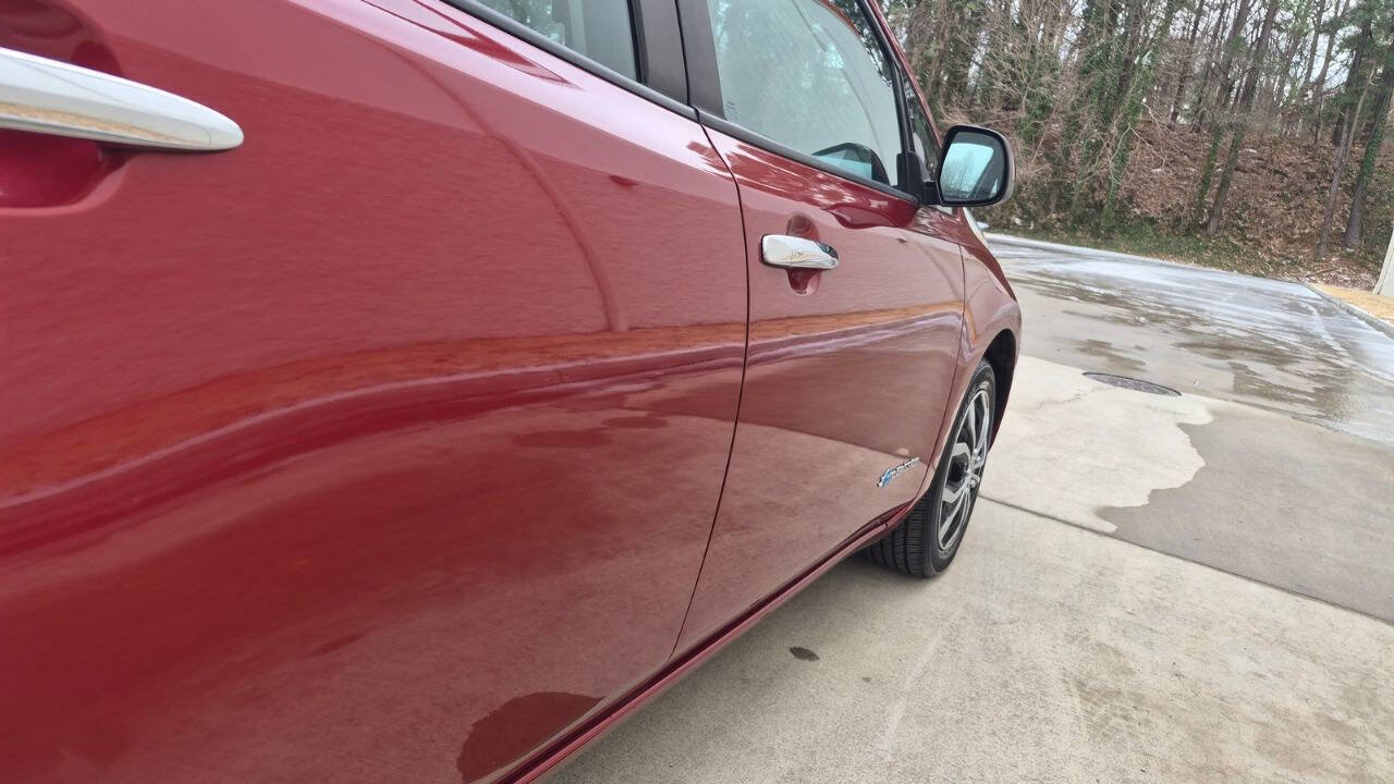 Used 2014 Nissan Leaf S image 29