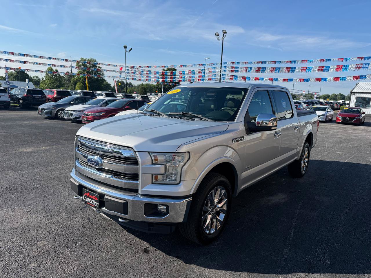 Used 2016 Ford F150 Lariat w/ Equipment Group 502A Luxury AWD/4WD image 9