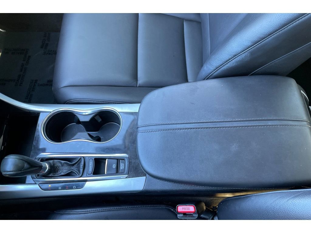 Used 2018 Acura TLX image 30