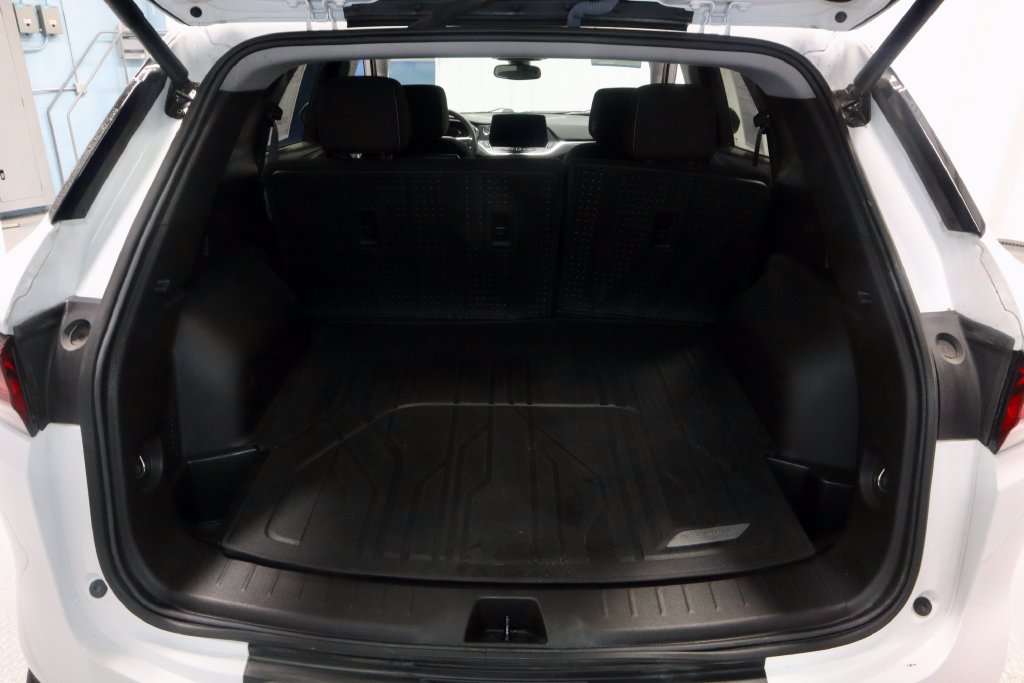 Used 2024 Chevrolet Blazer LT w/ Convenience Package FWD image 14