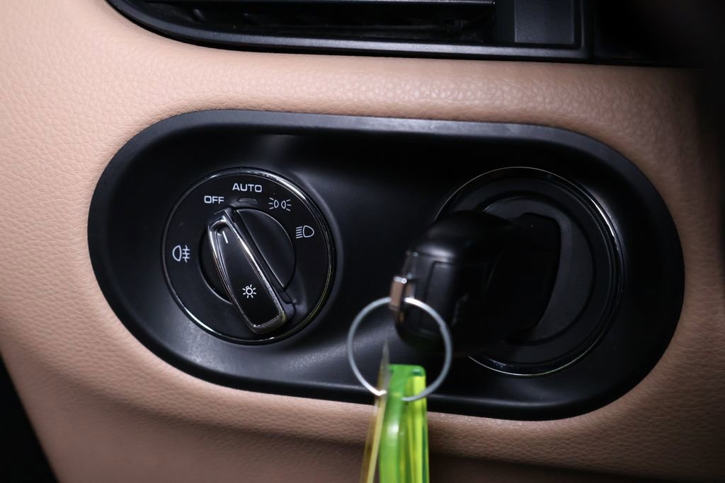 Used 2019 Porsche Macan image 29