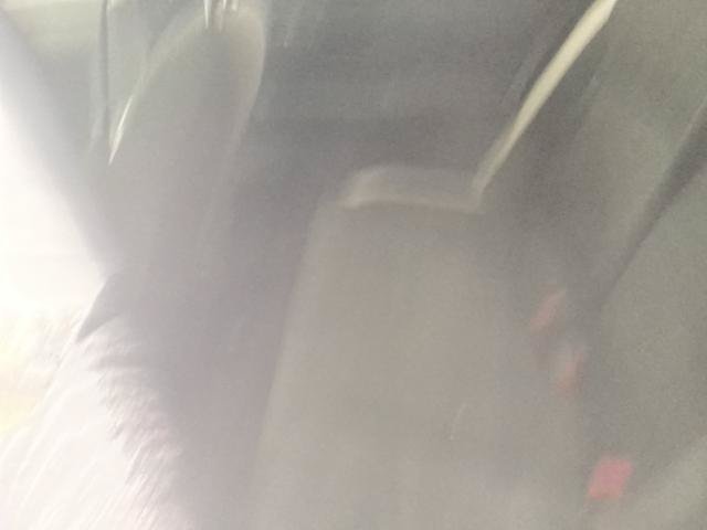 Used 2022 Nissan Versa SV FWD image 2