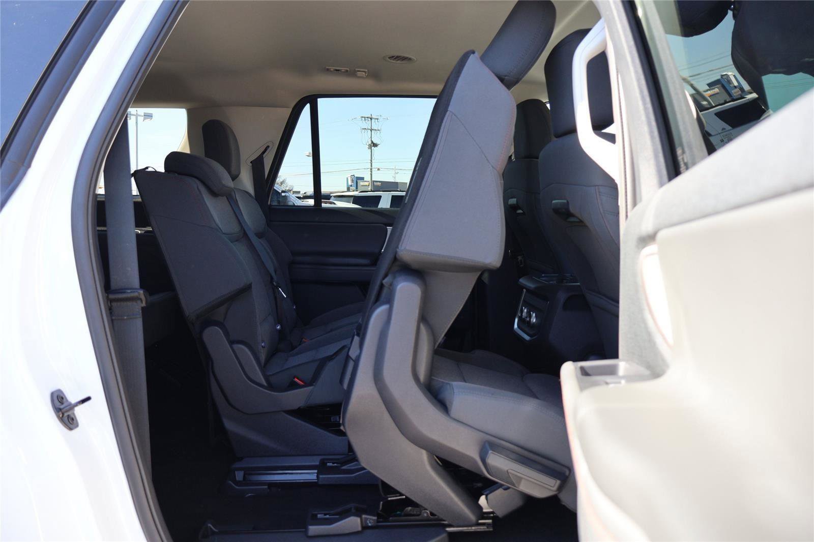 Certified 2025 Ford Expedition Max Active RWD image 36
