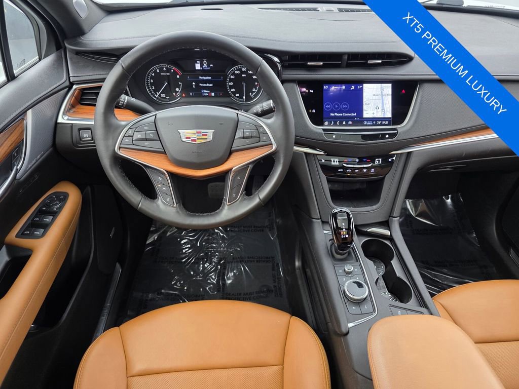 Used 2023 Cadillac XT5 Premium Luxury AWD/4WD image 13