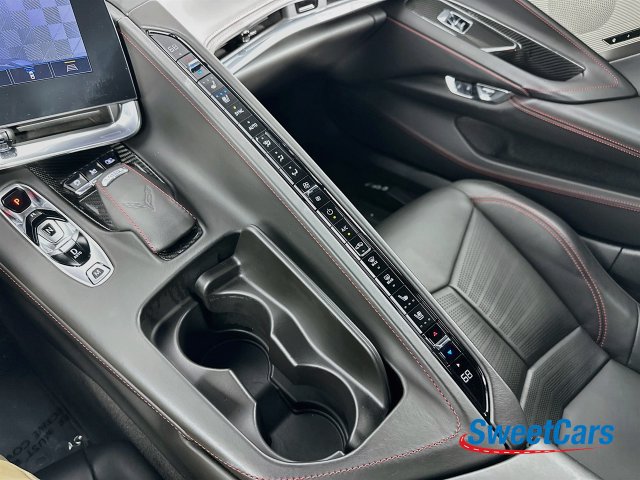 Used 2020 Chevrolet Corvette Stingray Premium Cpe w/ 3LT Preferred Equipment Group RWD image 28