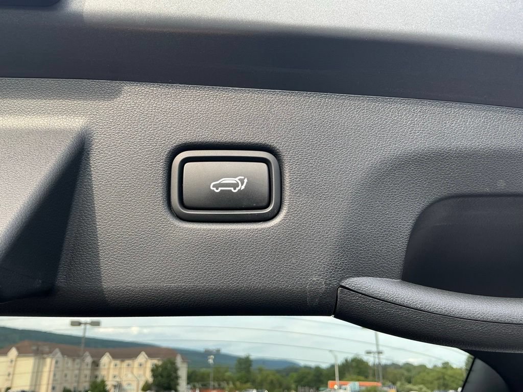 Certified 2025 Hyundai Tucson Blue AWD/4WD image 10