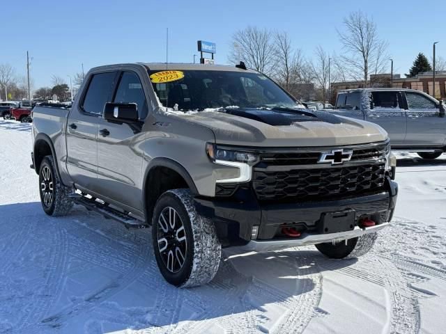 Used 2023 Chevrolet Silverado 1500 ZR2 w/ Technology Package image 4