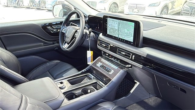 New 2025 Lincoln Aviator Reserve image 8