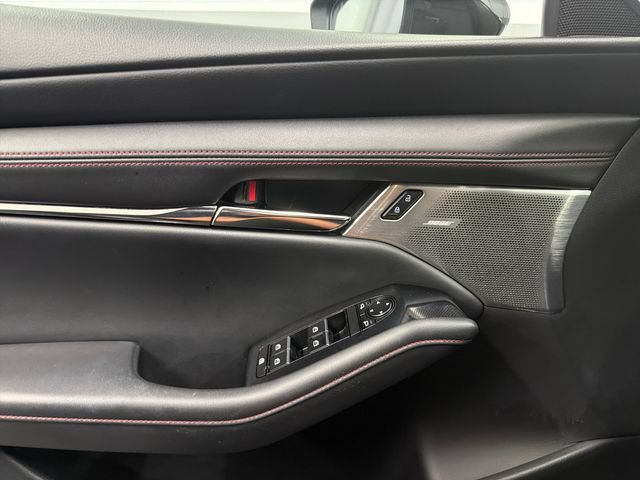 Used 2023 MAZDA MAZDA3 s FWD image 29