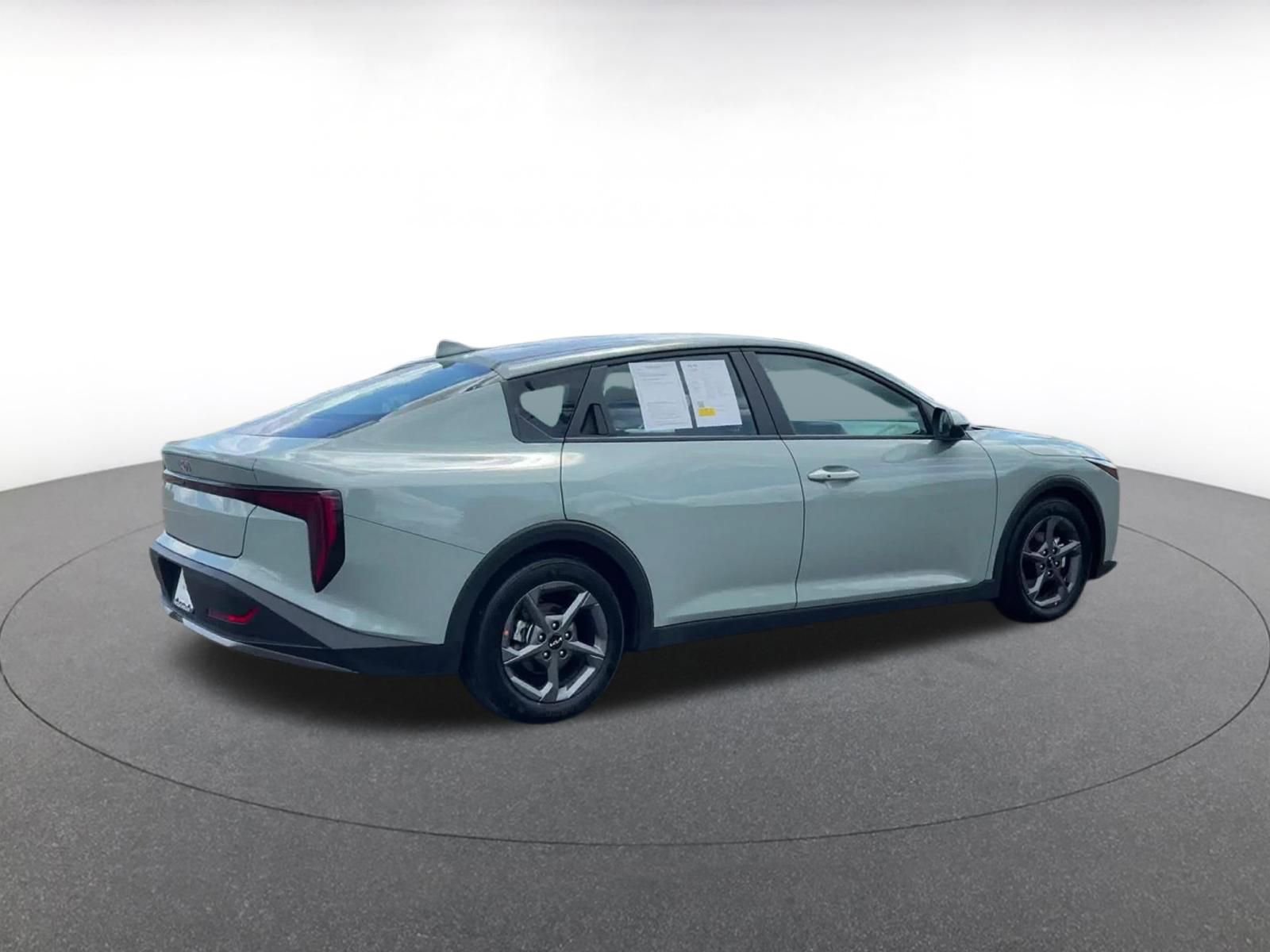 Used 2025 Kia K4 LXS FWD image 15