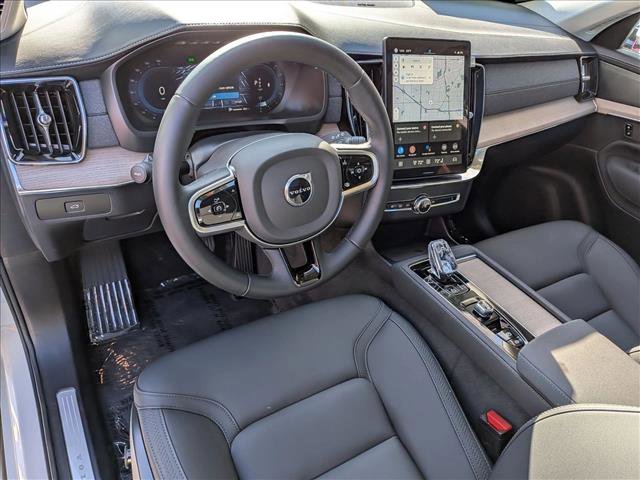 Certified 2025 Volvo XC90 B6 Plus w/ Protection Package Premier image 11