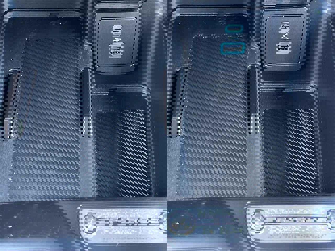 New 2025 Ford Bronco Outer Banks w/ Sasquatch Package AWD/4WD image 7