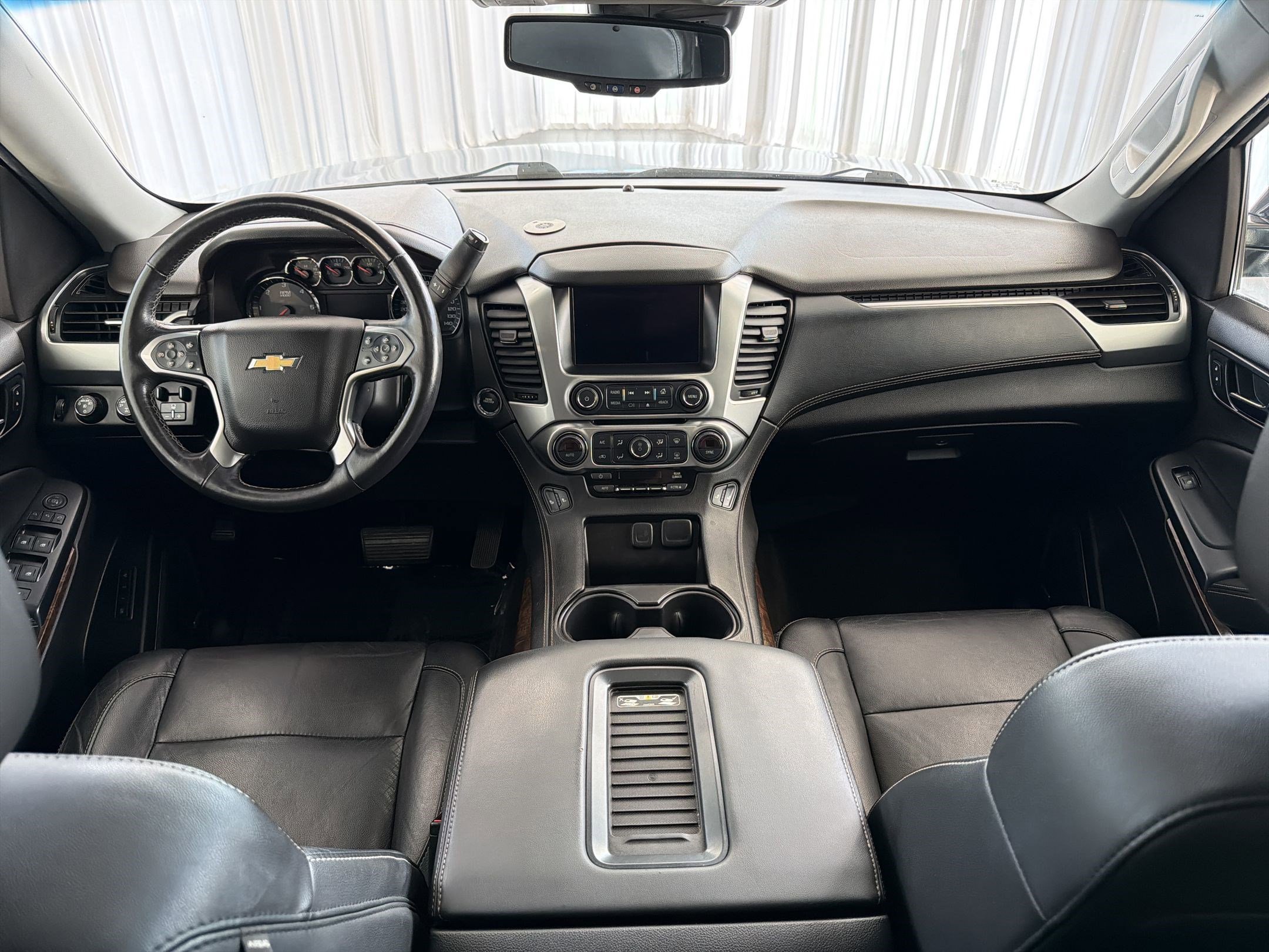 Used 2015 Chevrolet Tahoe LT w/ Luxury Package AWD/4WD image 17