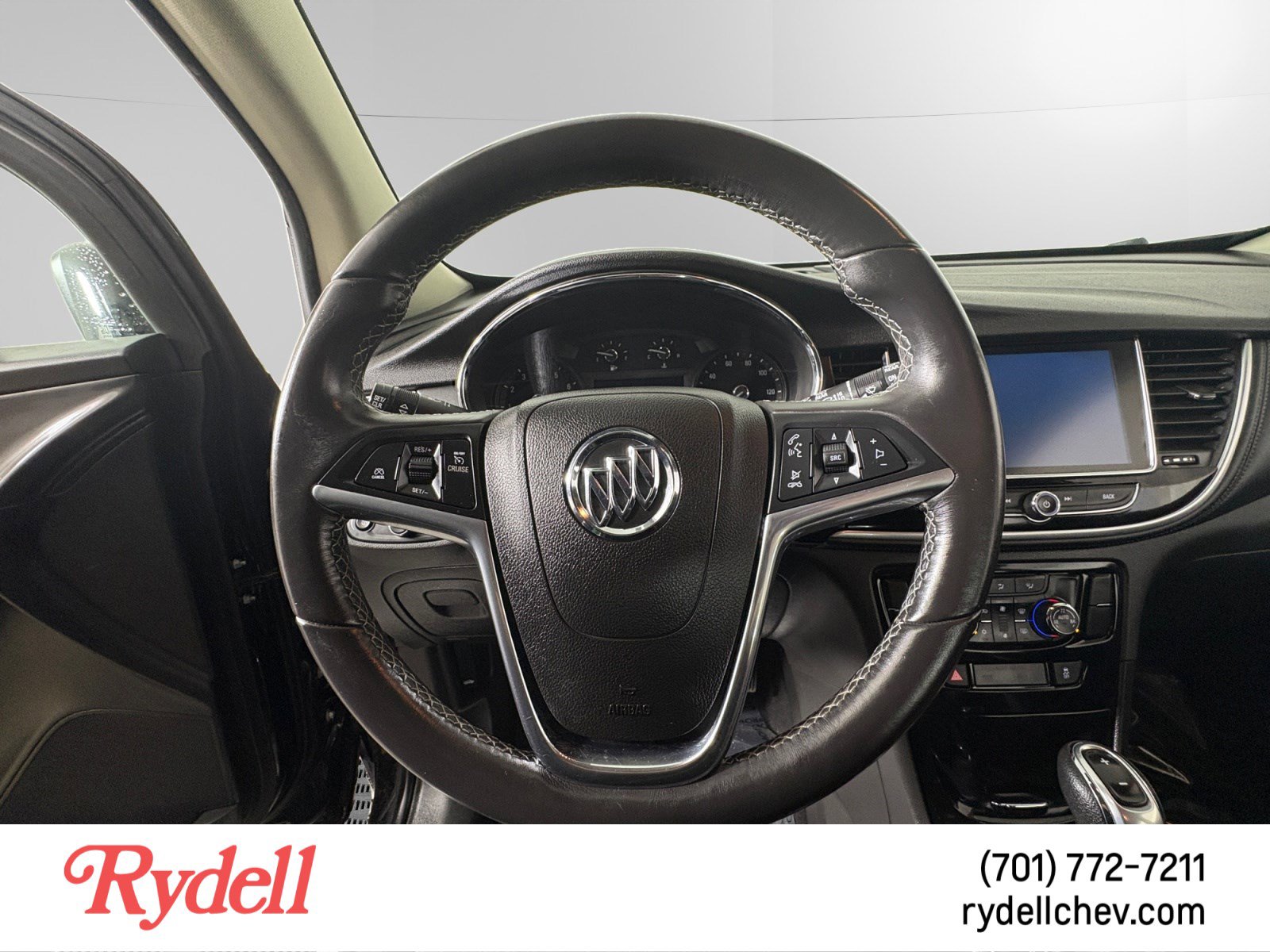 Used 2018 Buick Encore Preferred image 13