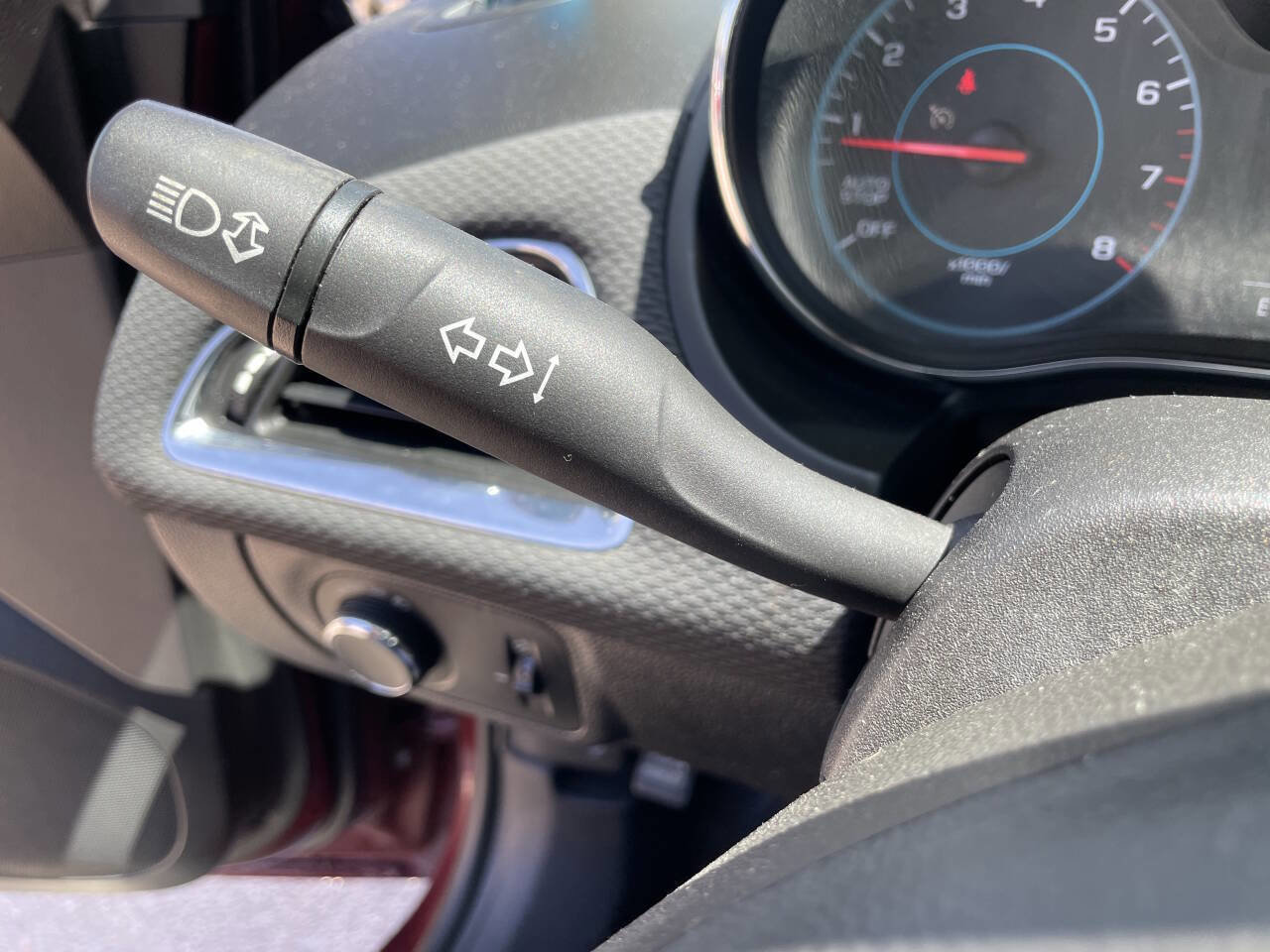 Used 2016 Chevrolet Cruze LT FWD image 17