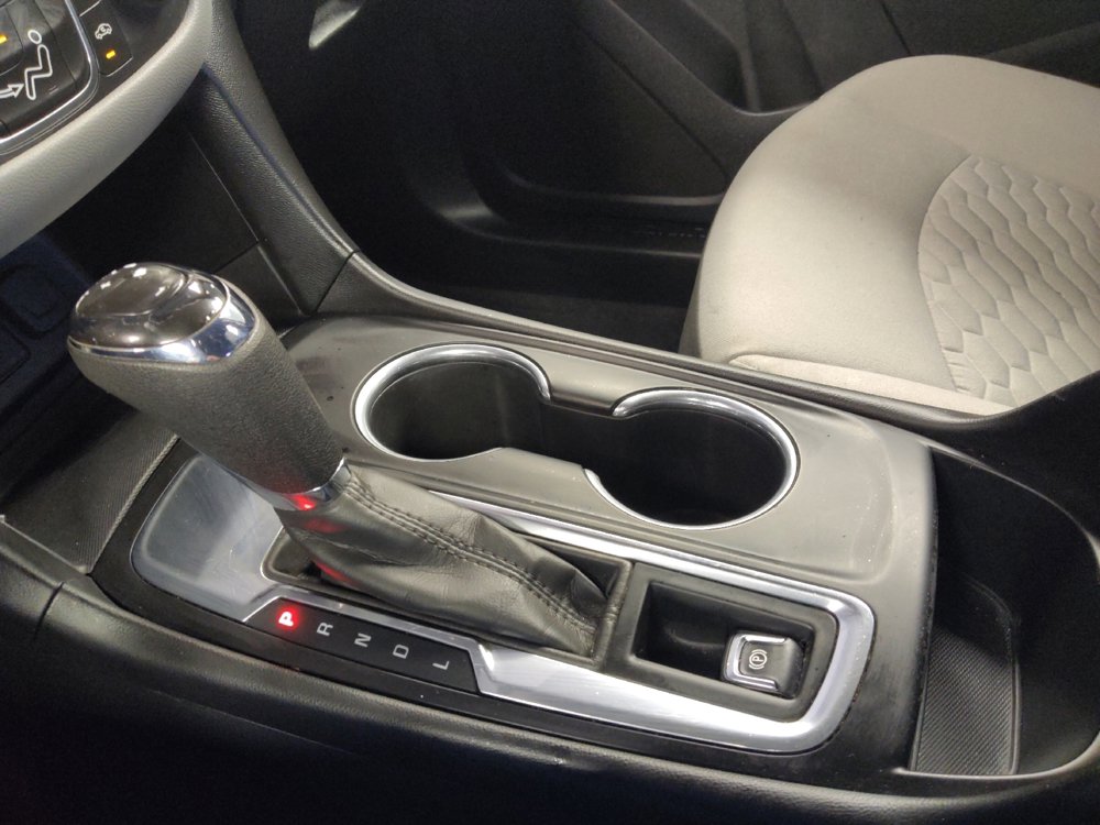 Used 2021 Chevrolet Equinox LS w/ LS Convenience Package FWD image 26