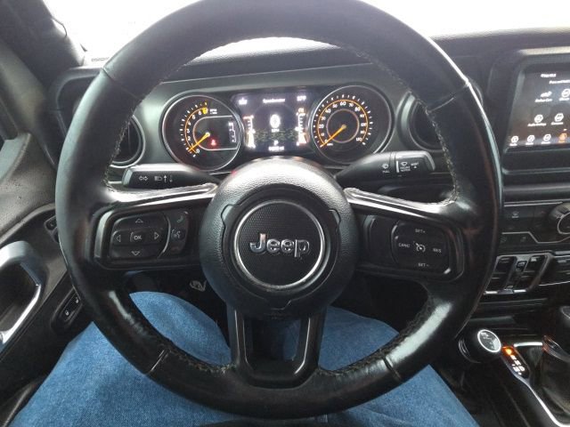 Used 2021 Jeep Gladiator Sport AWD/4WD image 23