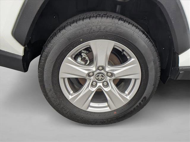 Used 2025 Toyota RAV4 XLE w/ Weather Package FWD image 20