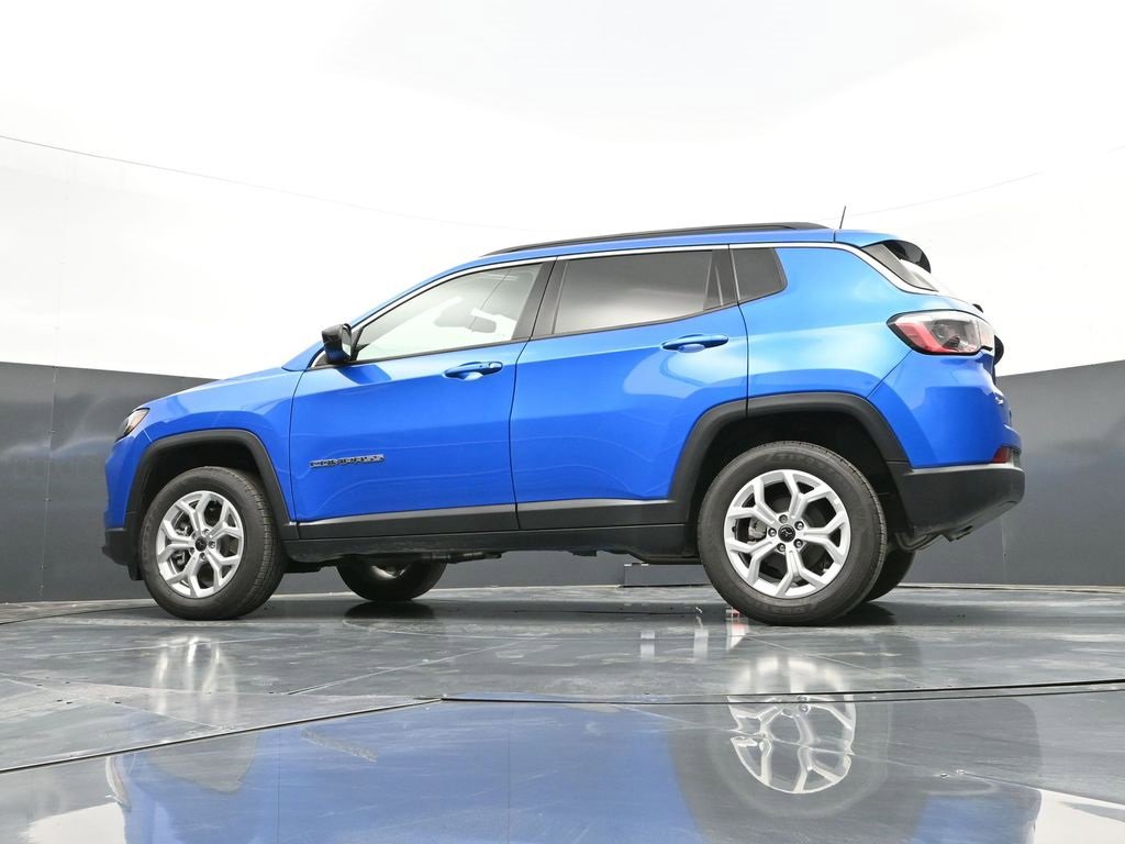 New 2026 Jeep Compass Latitude image 42