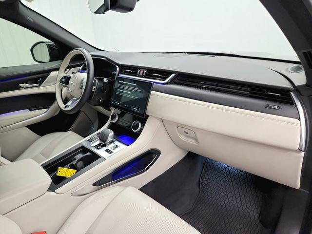 Used 2025 Jaguar F-PACE R-Dynamic S image 37