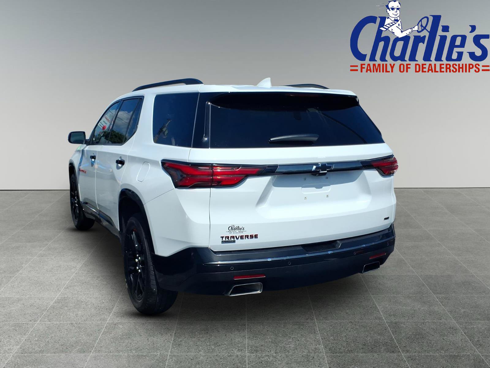 Used 2024 Chevrolet Traverse Premier w/ Redline Edition AWD/4WD image 5