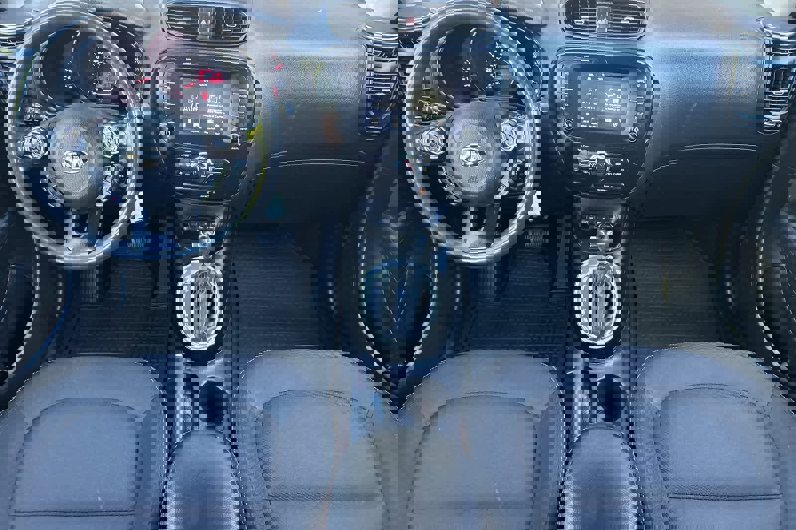 Used 2018 Kia Soul + image 3