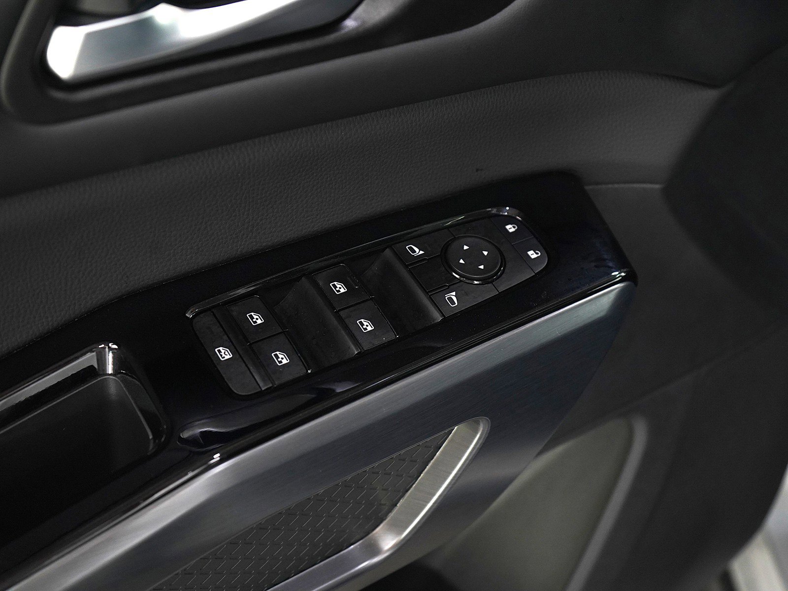 Used 2023 Nissan Pathfinder SL w/ SL Premium Package image 20