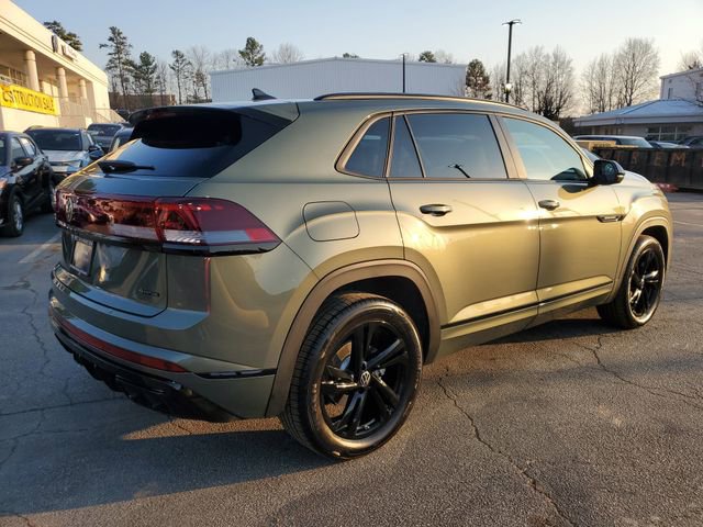 Certified 2026 Volkswagen Atlas Cross Sport SEL R-Line image 4