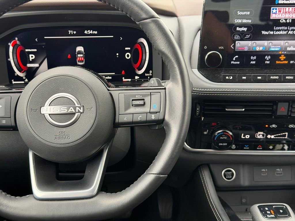 Used 2023 Nissan Rogue Platinum w/ Platinum Premium Package image 21