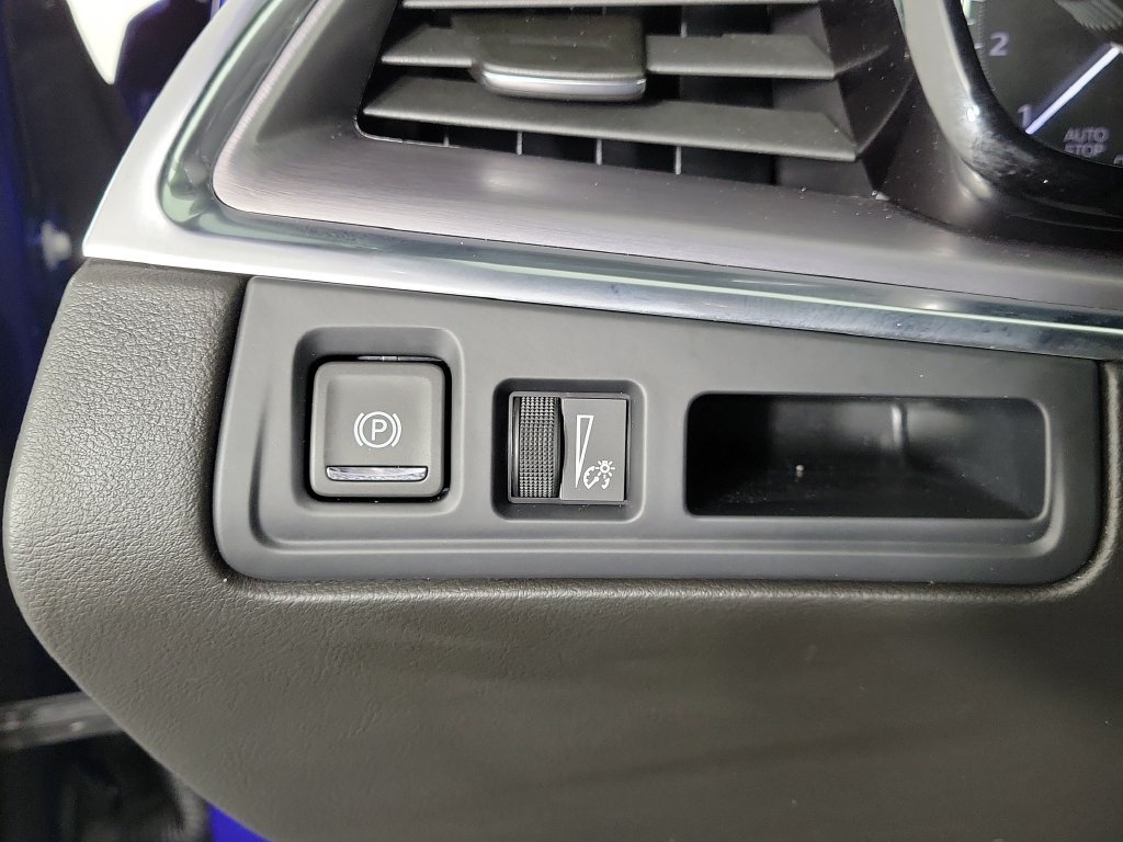 Certified 2023 Cadillac XT5 Luxury FWD image 31