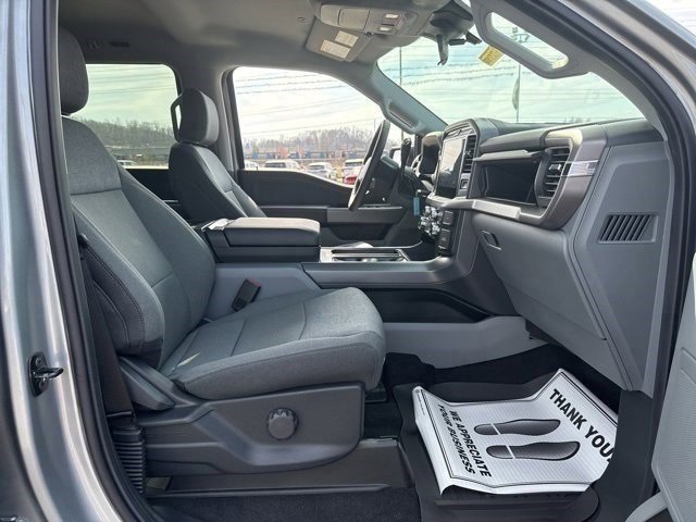 New 2025 Ford F150 XLT w/ Equipment Group 301A Standard image 44