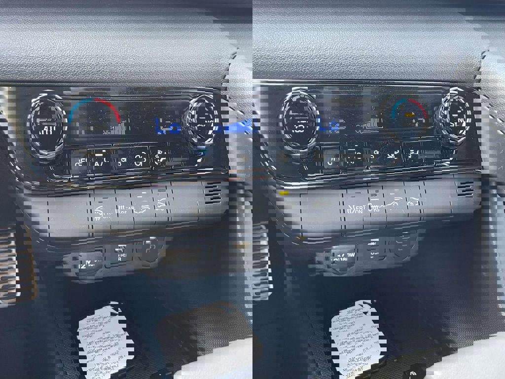 New 2026 Hyundai Elantra Sport image 33