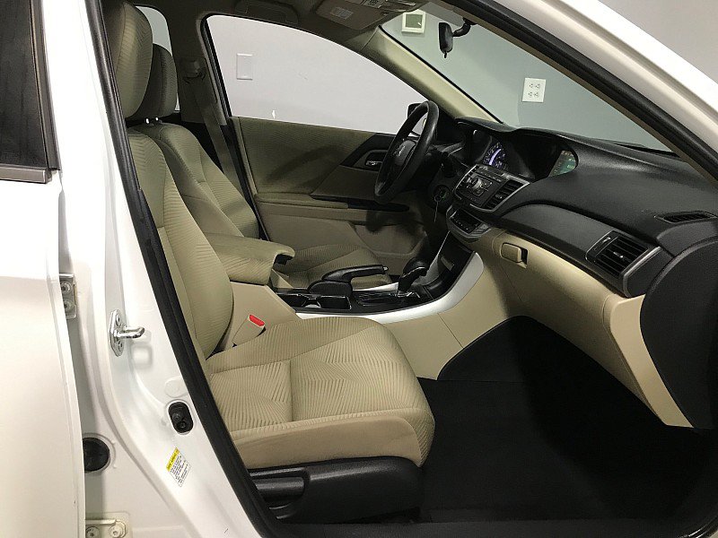 Used 2015 Honda Accord LX image 13