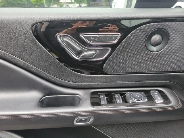 Certified 2023 Lincoln Aviator Reserve w/ Equipment Group 201A AWD/4WD image 44
