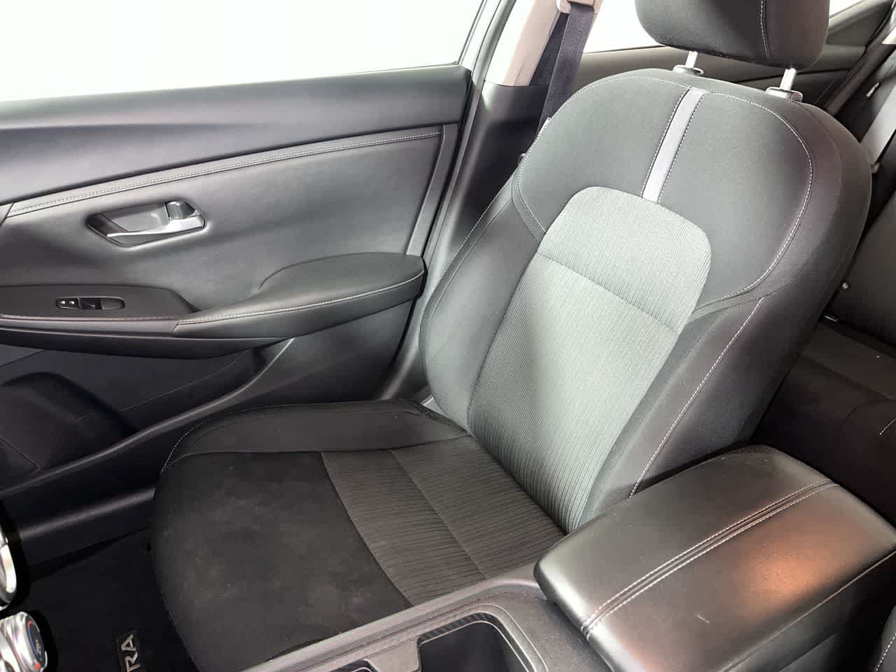 Used 2024 Nissan Sentra SV FWD image 25