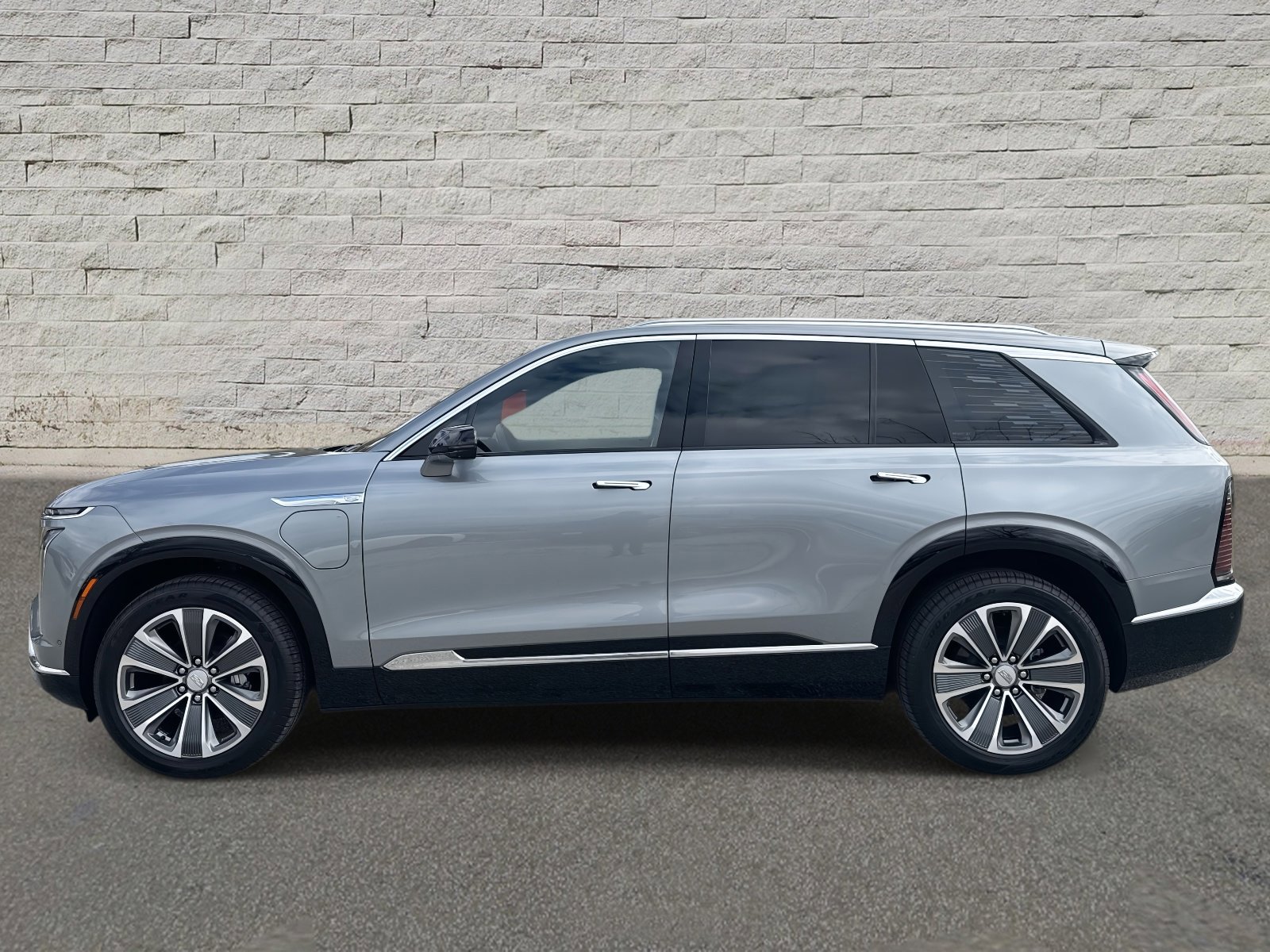 New 2026 Cadillac Vistiq Luxury w/ LPO, Floor Liner Package image 2