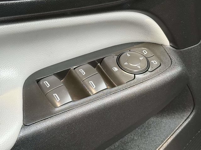 Certified 2022 Chevrolet Equinox LS w/ Driver Confidence II Package FWD image 10