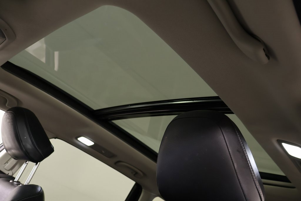 Used 2022 Subaru Ascent Touring w/ Popular Package #2A image 16