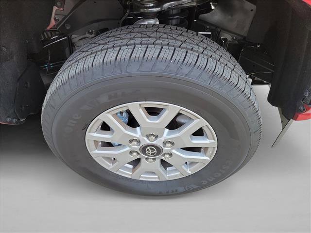 Used 2026 Toyota Tacoma SR5 AWD/4WD image 10