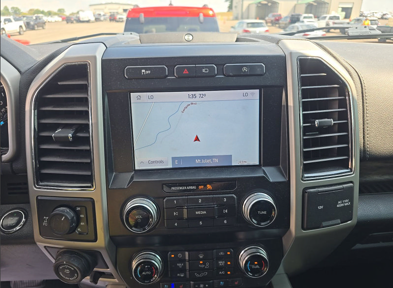 Used 2020 Ford F150 Lariat w/ Equipment Group 502A Luxury AWD/4WD image 11