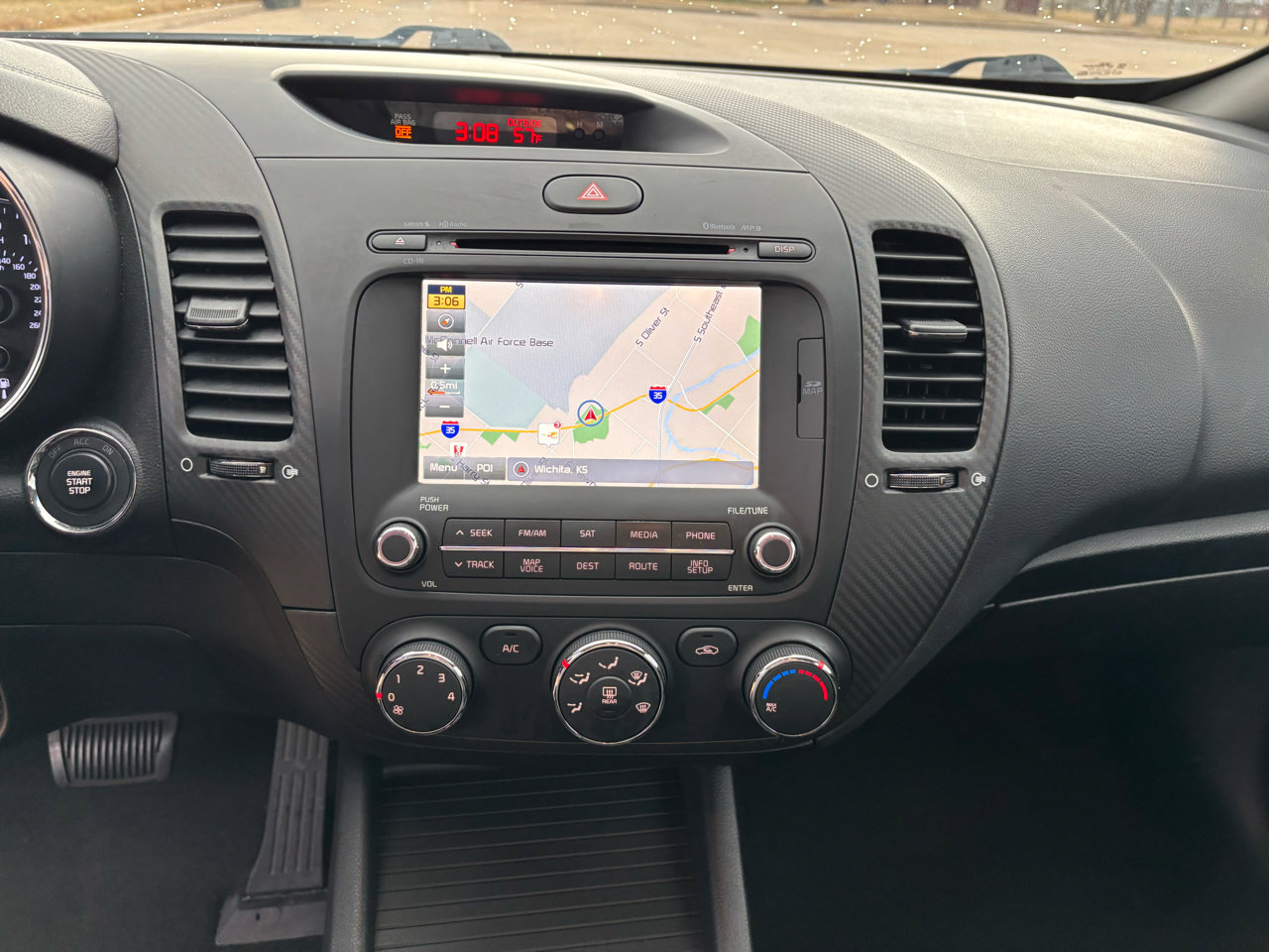 Used 2016 Kia Forte EX w/ EX Premium Package image 15