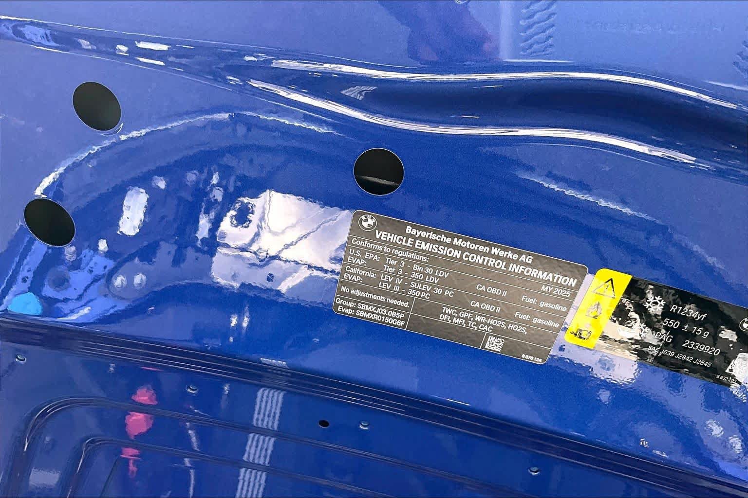 Used 2025 BMW M340i Sedan RWD image 32