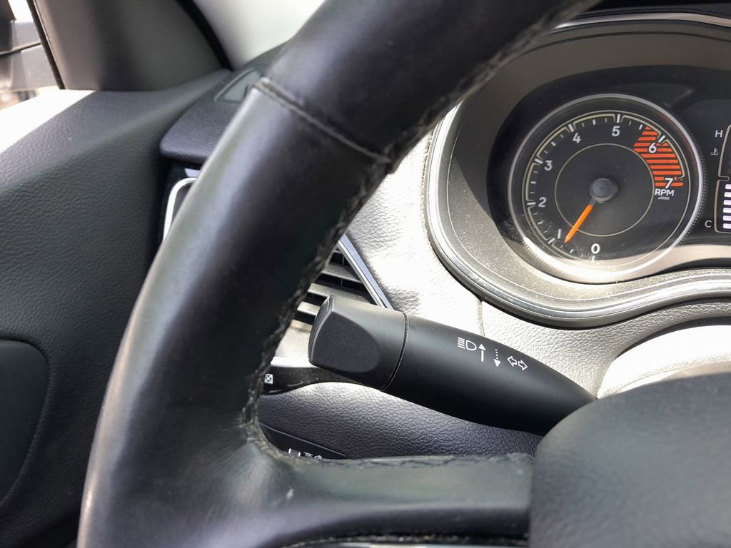 Used 2019 Jeep Cherokee Latitude Plus AWD/4WD image 20