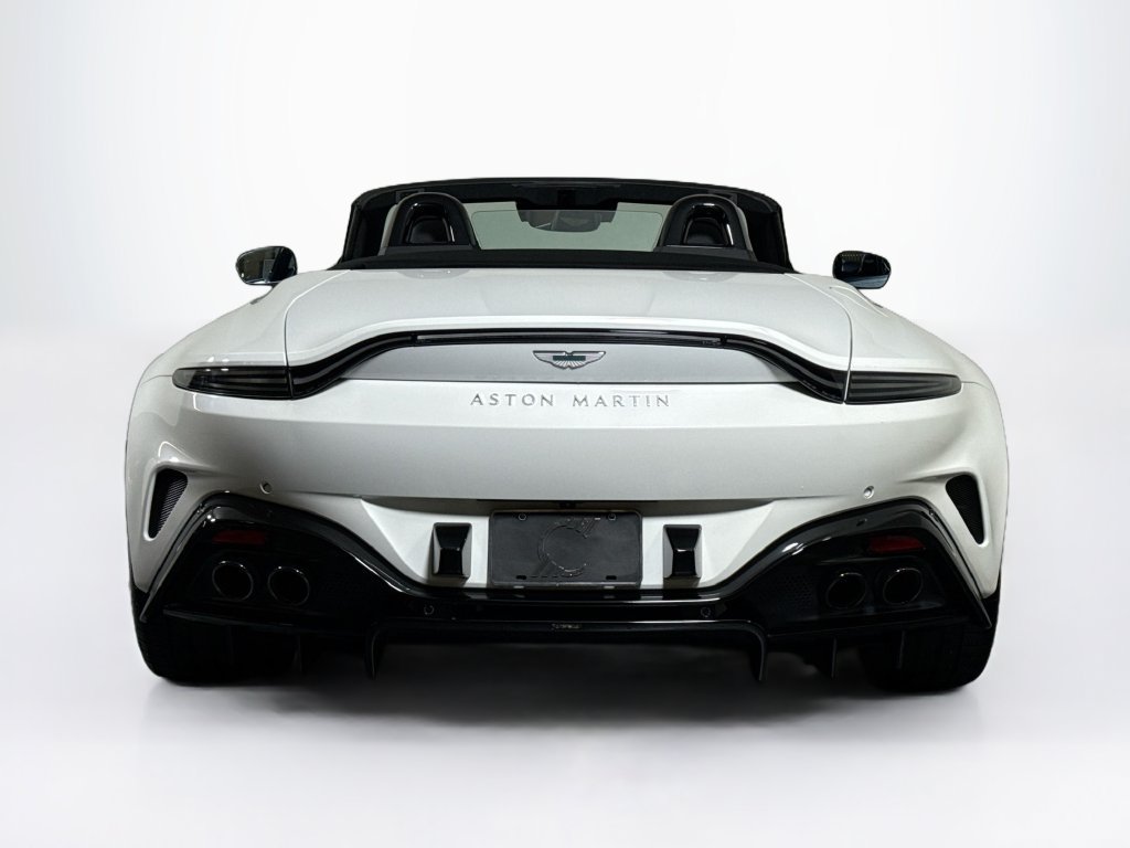 Used 2026 Aston Martin V8 Vantage Convertible RWD image 4