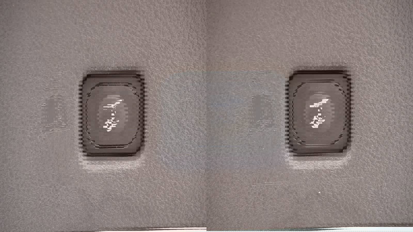 Used 2016 Lincoln MKX Reserve w/ Technology Package image 24