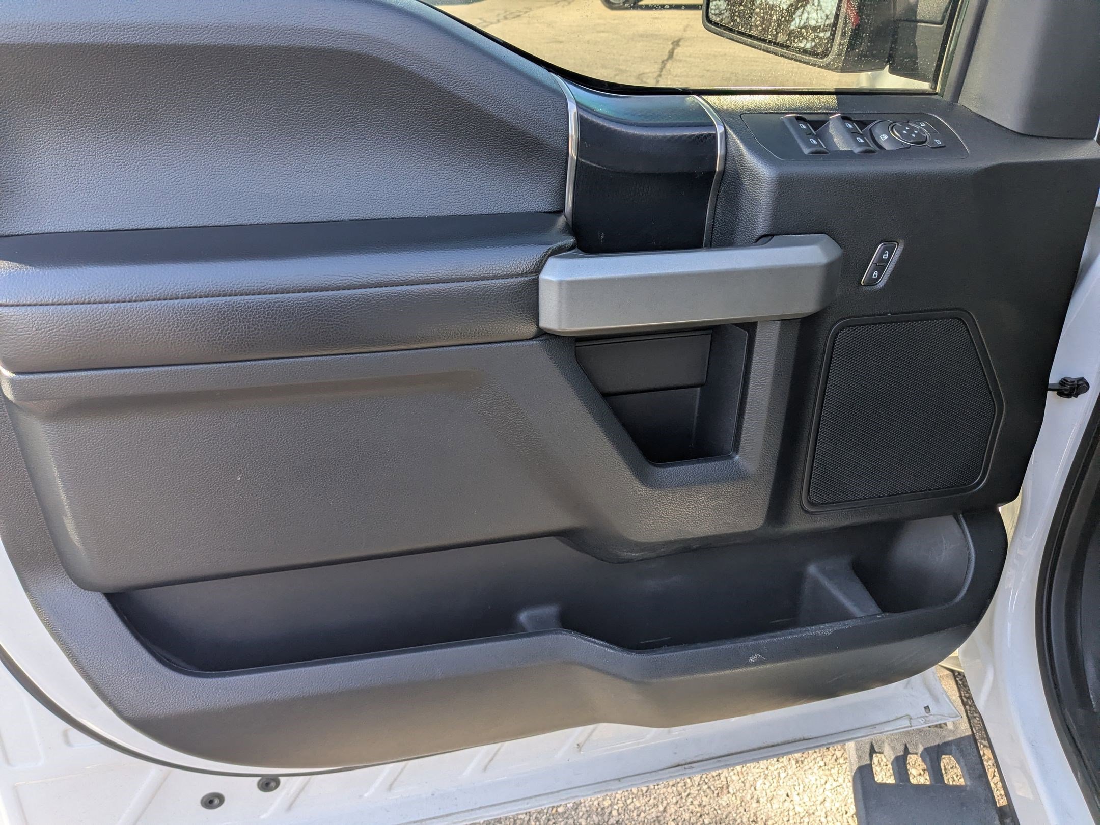 Used 2018 Ford F150 Raptor image 15