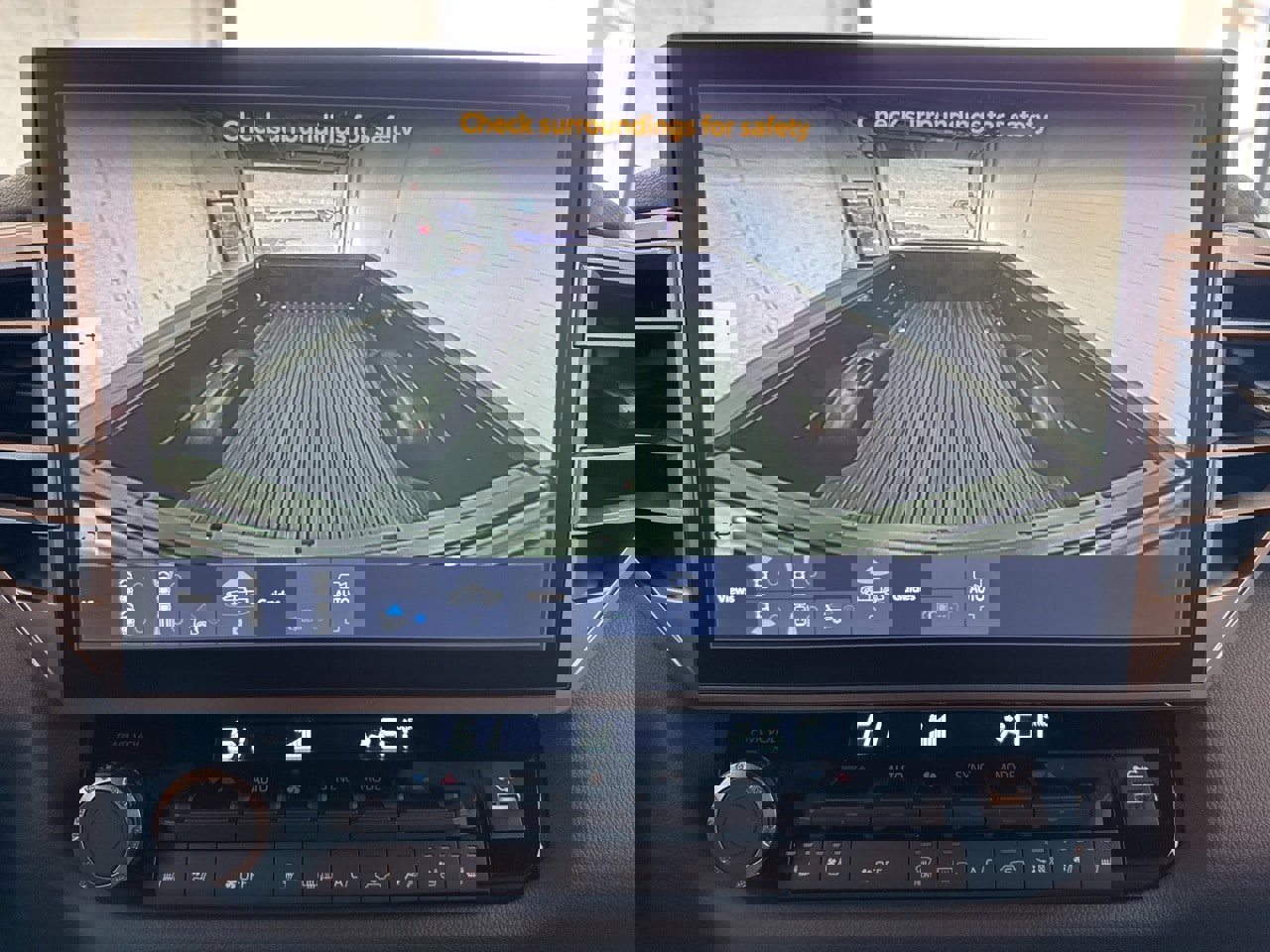 Used 2025 Toyota Tundra Limited image 29