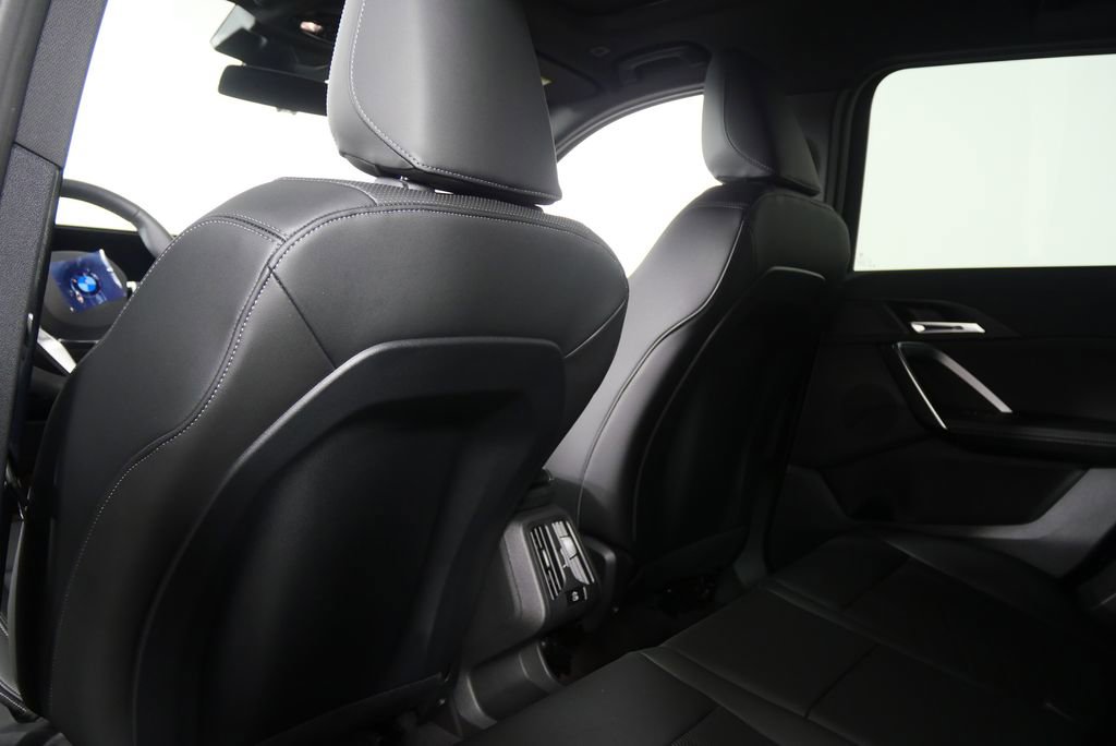 Used 2026 BMW X1 xDrive28i image 16