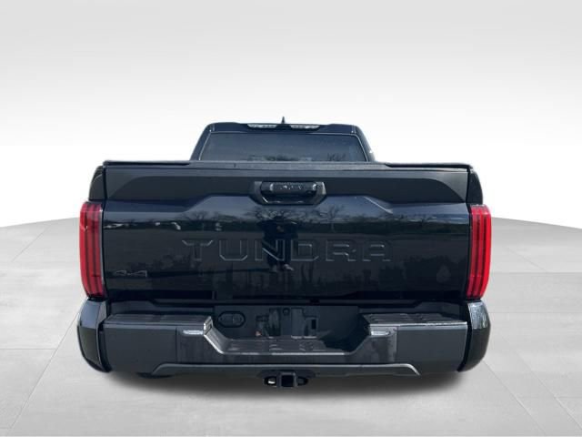 Used 2023 Toyota Tundra SR w/ SR Tow Package AWD/4WD image 4