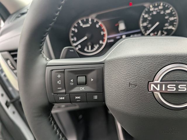 New 2026 Nissan Rogue SV w/ Cold Weather Package AWD/4WD image 18